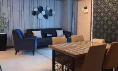 Apartment 2 Bedrooms La Riz Mansion Pakuwon Mall, Lantai Rendah