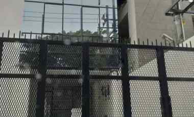 Disewakan Gedung di Wijaya Kusuma, Surabaya