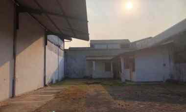 Disewakan Gudang Siap Pakai di dekat Bunderan Waru