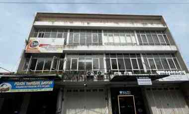 Disewakan/jual Ruko Rungkut Asri Tengah