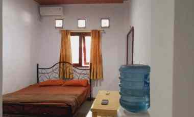 disewakan kost jl ketapang 3 no 144