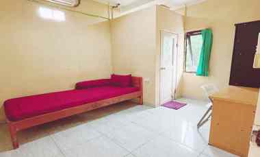 Kost Putra dekat IKJ Institut Kesenian Jakarta, Stasiun Senen