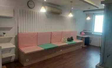 Disewakan Ruko Cantik 2.5 Lantai Siap Pakai di Ciputat