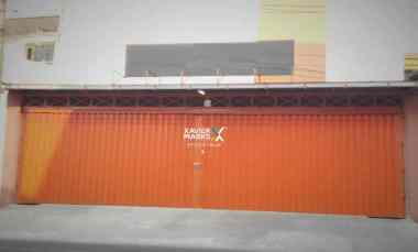 Disewakan Tempat Usaha di Baratajaya Strategis Pinggir Jalan