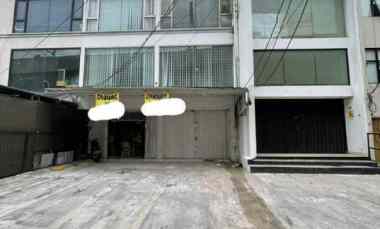 Komersial Disewakan di Jalan Raya Fatmawati