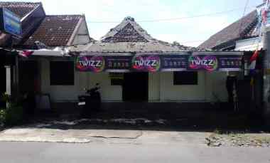 Disewakan Ruang Usaha Pinggir jl Sidomukti,condongcatur Depok Sleman