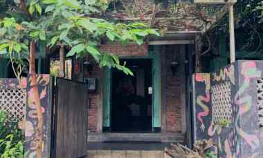 Disewakan Ruang Usaha Cocok untuk Cafe Include Barang Area Utara