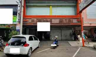 Disewakan Ruko Gandeng 2 Lantai Pinggir Jalan Raya Bouelevard Kelapa