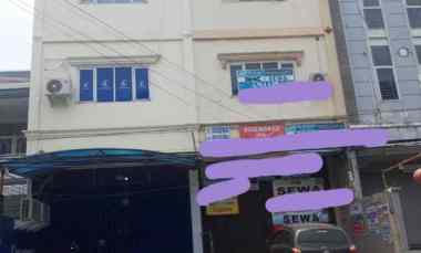 Ruko 3 Lantai Siap Pakai Muara Karang Areal Komplek Ramai Bagus