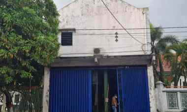 Ruko Besar Siap Pakai Raya PB Sudirman dekat Stasiun Mojokerto, Mall