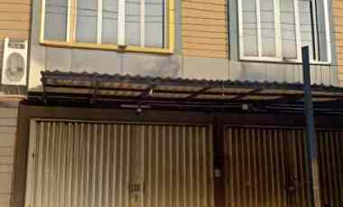 Ruko Strategis Siap Pakai, di Nol Jalan Raya Perak, Cocok untuk Usaha