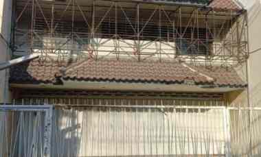 Nego Sampai Deal Disewakan Ruko 3 Lantai Lokasi Strategis Pucang Anom