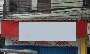 Disewakan Rumah 3,5 Lantai Ruko 2 Lantai di Bidara Cina, Jatinegara