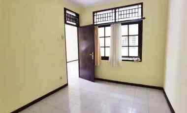 Disewakan Rumah Cluster Sektor 9 dekat BTC, Transpark Mall Bintaro