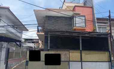 Rumah Gerlong Sayap Setiabudi Lokasi Pusat Kota Row Jalan Besar