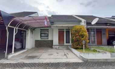 Rumah Disewakan di Cisasawi Cihanjuang