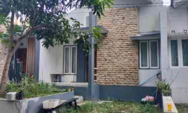 Disewakan Rumah Cihanjuang Lokasi Strategis, Akses Jalan Mudah