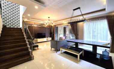 Rumah Disewakan di Cluster Palm Spring JGC Jakarta Garden City