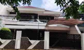 Komersial Boulevard dalam Dharmahusada Indah dekat Galaxy Mall, MERR