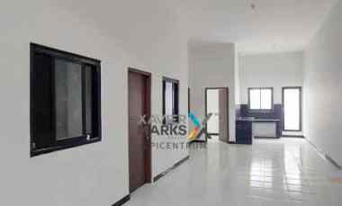 Disewakan Rumah di Ngagel Rejo Nol Jalan Area Komersil