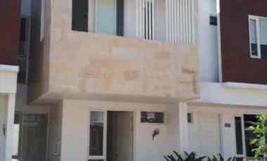 Rumah Dian Istana Oasia dekat Pakuwon, Royal Residence Code DND