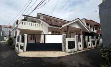 Disewakan Rumah Hook Murah di Duren Sawit Jakarta Timur Siaphuni