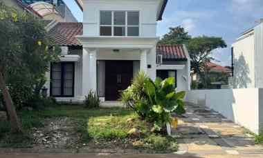 Disewakan Rumah di Surabaya Fullerton Citraland Utama sudah Renovasi