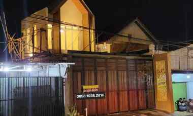 Rumah Pinggir Jalan Cocok untuk Kantor Gunungbatu Bogor