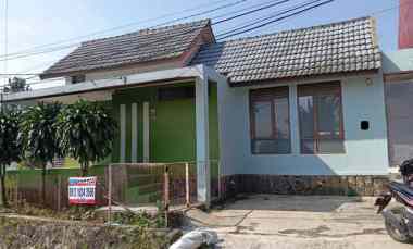 Disewakan Rumah Komp Sariwangi Murah 3 Kamar 7 menit Polban Murah