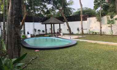 Rumah Mewah Privat Pool Big Garden Kemang Jakarta Selatan Bagus
