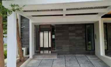 Murah Disewakan Rumah North West Lake Citraland Modern 2 Lantai