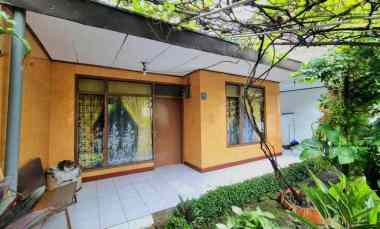 Dikontrakkan / Disewakan Rumah Siap Huni Nyaman Strategis Tengah Kota