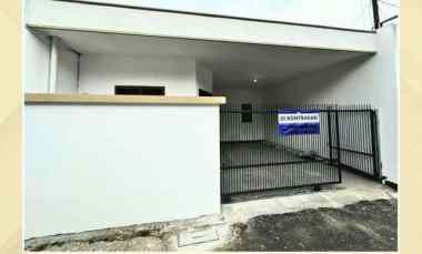Disewakan Rumah Baru di jl. Usaha, Rt.06/Rw.012 No.17, Cawang