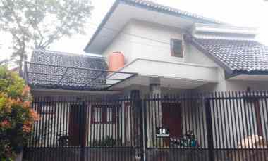Rumah Disewakan di JUAL SEWA KOMPLEK GRIYA CIGADUNG BARU DEKAT KAMPUS ITENAS WIDYATAMA BANDUNG