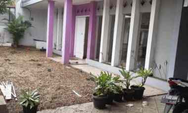 Disewakan Rumah Luas dan Strategis di Karawitan Turangga Buahbatu