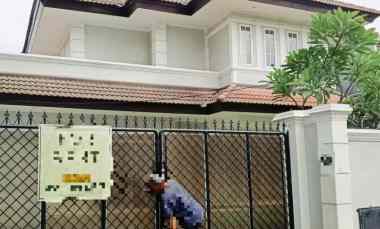 Disewakan Rumah Cantik di Kemang, Bangka, Mampang Prapatan, Jakarta