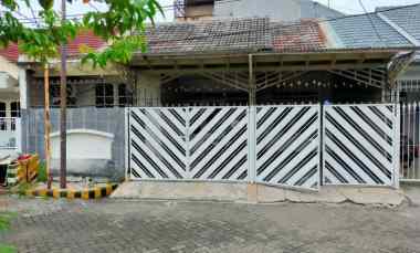 Rumah 1.5 Lantai Klampis Harapan Tengah Kota dekat Stikom, Untag, Unair