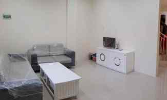 Rumah Disewakan di Komplek Cemara Asri