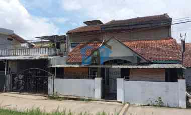 Rumah Komplek Cihanjuang Ada Carpot 6 menit Pemkot Cimahi