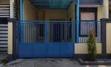 Rumah Medokan Ayu 2 Lantai, Tersedia 2 AC Carport 1 Mobil