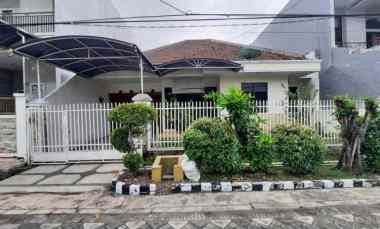 Rumah dekat Galaxy Mall di Mojoarum Dharmahusada Kertajaya Surabaya