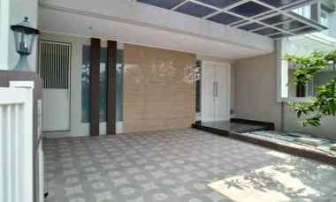 Rumah 2 Lantai Sangat Terawat Full Furnished Siap Huni Pakuwon City