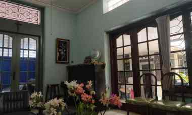 Rumah Jalan Panglima Sudirman Strategis Segitiga Emas Surabaya