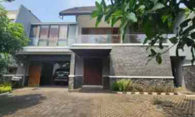 Disewakan Rumah Strategis Cocok untuk Kantor di Rawamangun