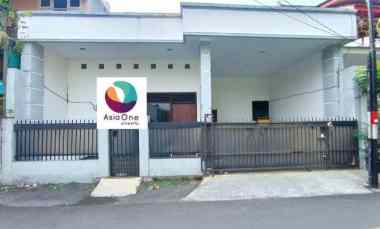 Disewa Rumah Semi Furnished Bebas Banjir Aman Nyaman di Rawamangun