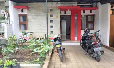 Disewakan Bisa Bulanan Rumah Semi Furnish Area Cihanjuang Sariwangi