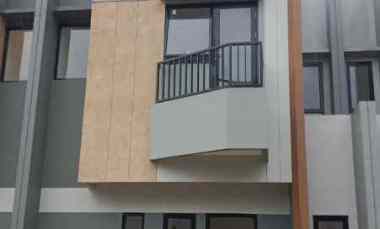 Disewakan Rumah Mewah di Sentul 4 Kamar Tidur Strategis