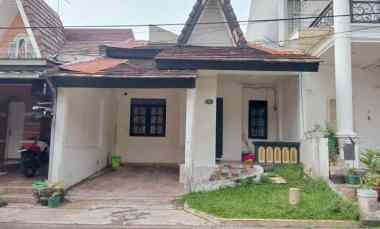 Disewakan Rumah Semi Furnis Rp 37 jt Perthn di Victoria Sentul City
