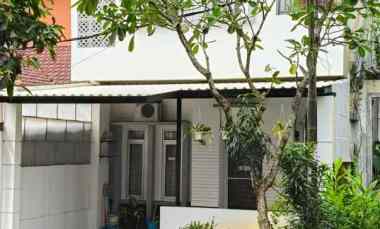 Disewakan Rumah Siap Huni 2 Lantai di Tampak Siring Sentul City