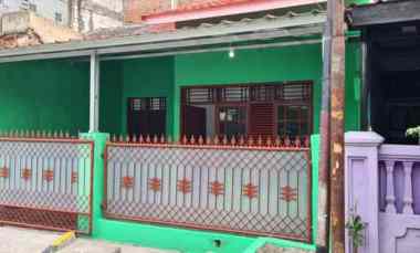 Rumah Disewakan di Taman wisma asri